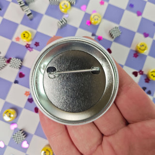 Evolve - Button or Magnet
